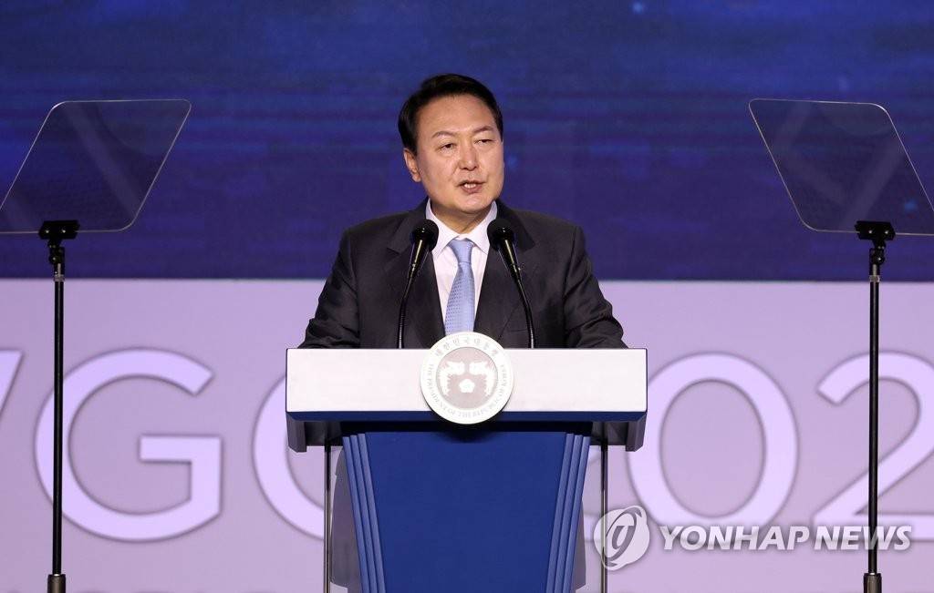 韩总统尹锡悦呼吁正确组合核电、可再生能源、天然气