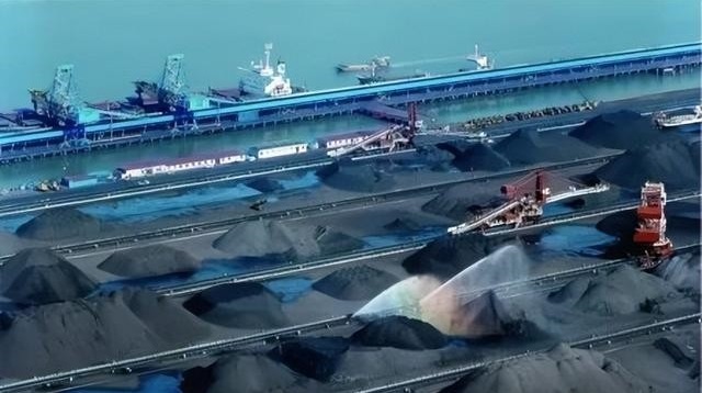 煤价加速下跌 港口煤价下跌175元 内蒙古最高下跌73元