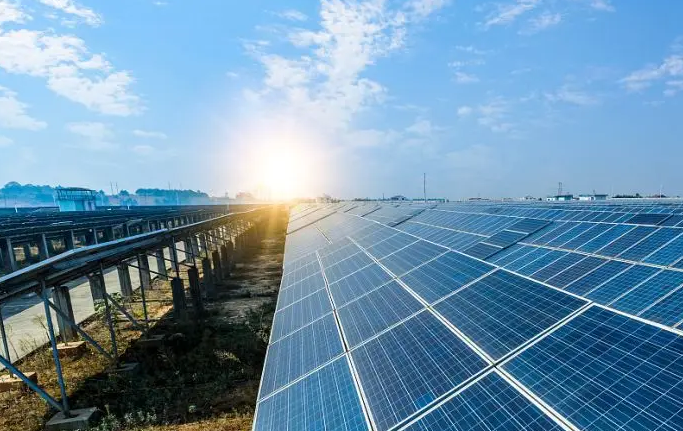 新型太阳能电池光电转化效率达25%