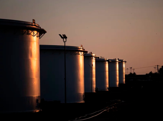 全球石油日需求明年將達到1.016億桶