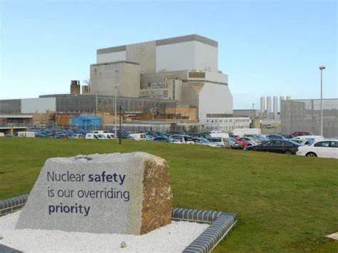 英国欣克利角B核电厂进入退役流程