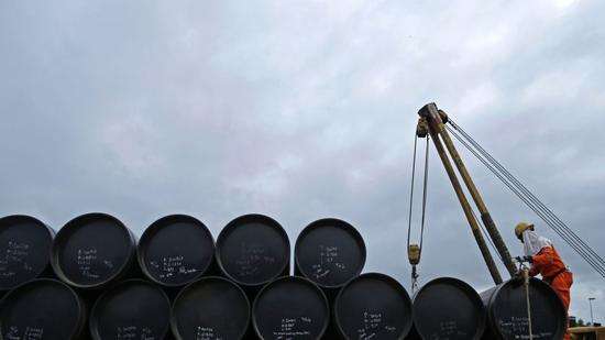 美国原油及汽油库存超预期增加 国际油价中期或承压