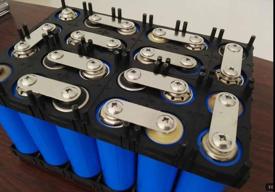我国动力电池企业强势领跑 磷酸铁锂电池竞争优势扩大