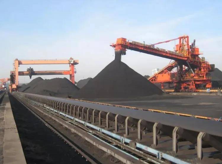 新疆煤炭運輸主通道烏將鐵路打通關鍵“堵點”