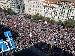 捷克爆发大规模示威 要求政府采取更多措施控制能源价格