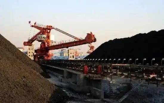 甘其毛都口岸單日煤炭進口量近9萬噸