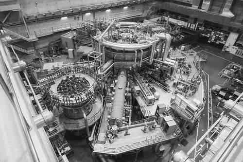 韩国核聚变反应堆30秒达到1亿摄氏度