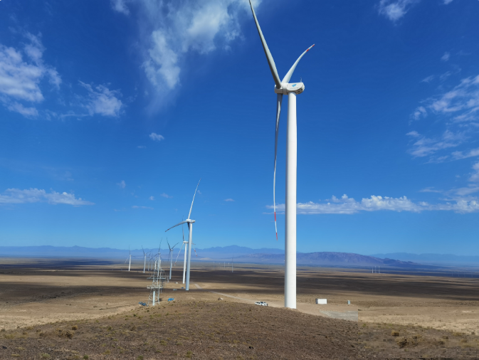 中哈“一帶一路”標志性風電項目投產發電