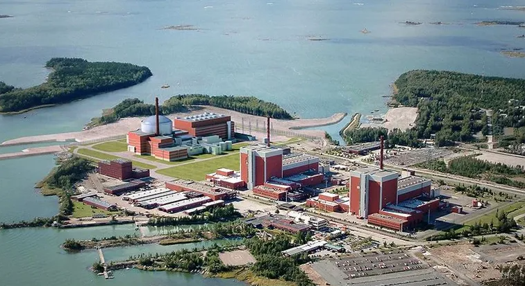 芬兰核电站一反应堆内部受损 或影响今冬电力供应