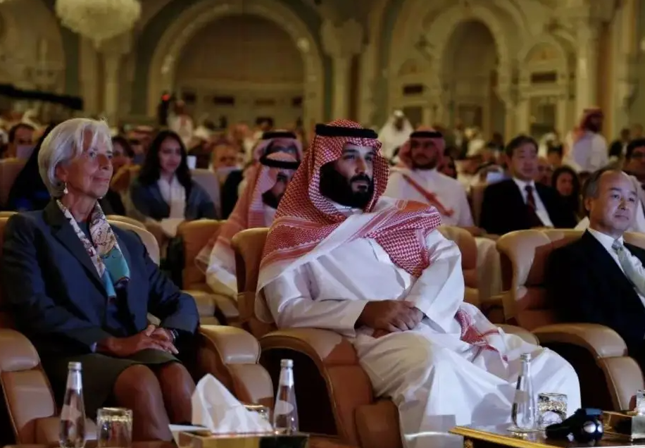 沙特能源部长回应与美国的冲突：选择成为更成熟的一方