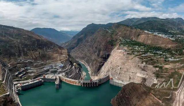 国家能源局关于印发《水电站大坝工程隐患治理监督管理办法》的通知