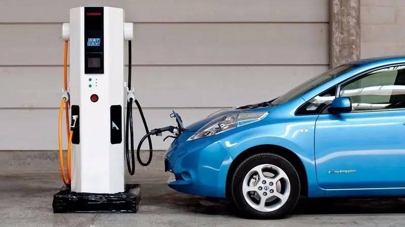 上海：2025年个人增购车50%须是纯电动