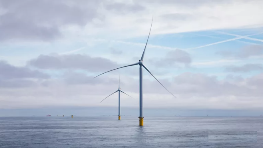 全球首个“零补贴”海上风电场！风机安装过半