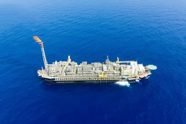 中国海油19亿美元增持全球最大深水油田5%权益