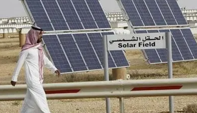迪拜700MW光热+250MW光伏太阳能电站项目槽式1号机组顺利并网发电