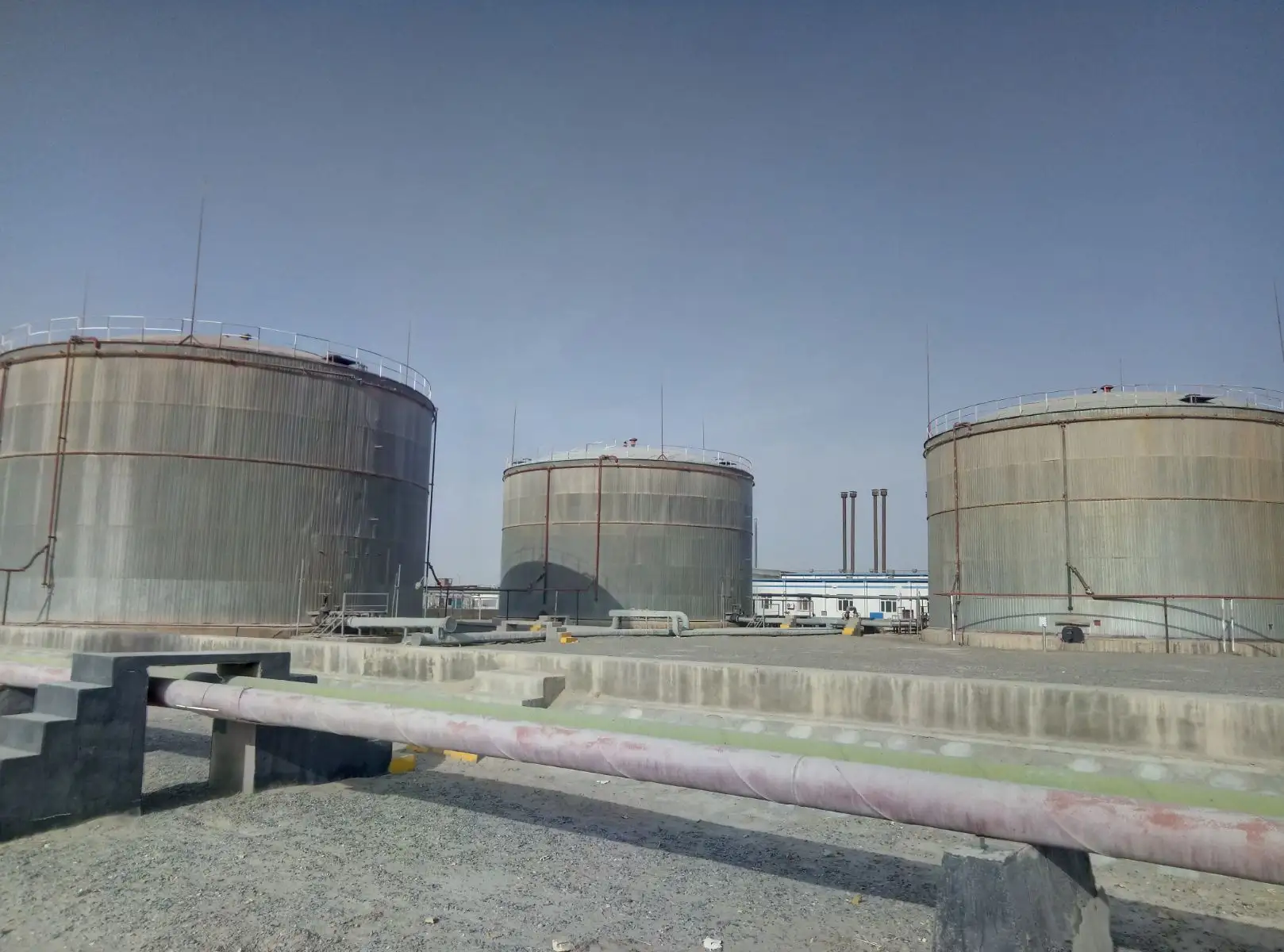 中國石油天然氣管道局阿曼拉斯瑪卡茲原油儲罐項目成功投油！