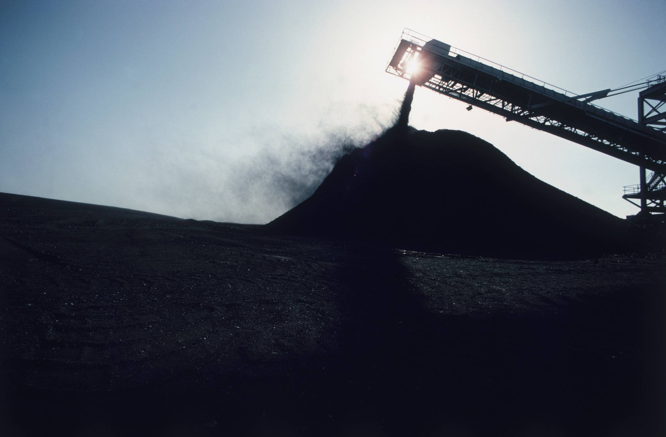 河南農發行最大單筆煤炭儲備基地貸款落地西峽