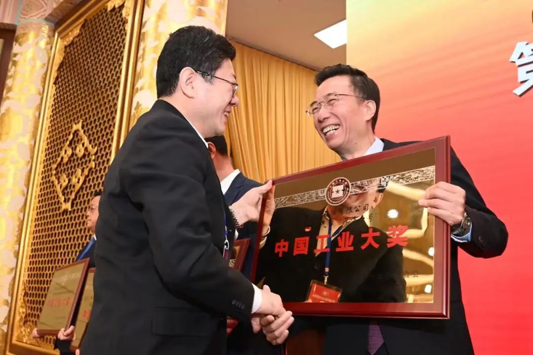 又一重量级国家大奖公布，中国海油董事长出席领奖！