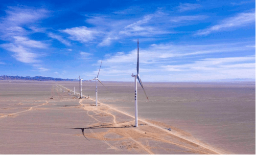 金风科技甘肃阿克塞润金新能源15万千瓦风电项目并网发电