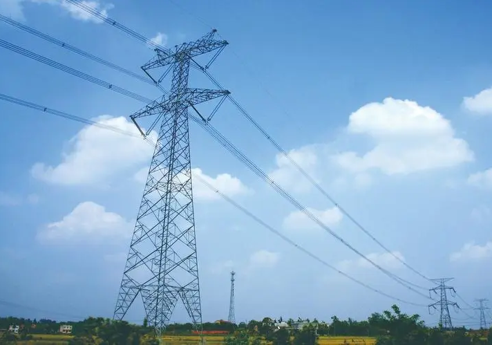 國網黃岡供電公司今年首個輸變電工程投產送電