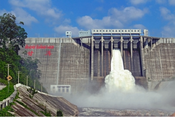 柬埔寨甘再水电站迎来投产十周年后首次大检
