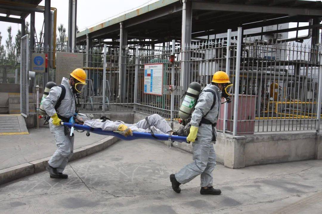 国能晋江热电公司开展氨水泄漏处置应急演练