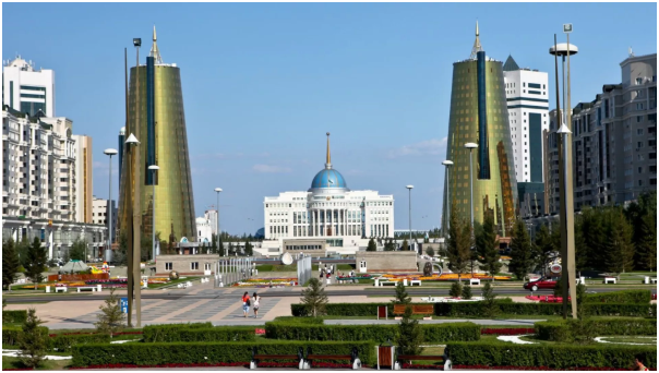 哈萨克斯坦总统：愿与中国合作开采稀土