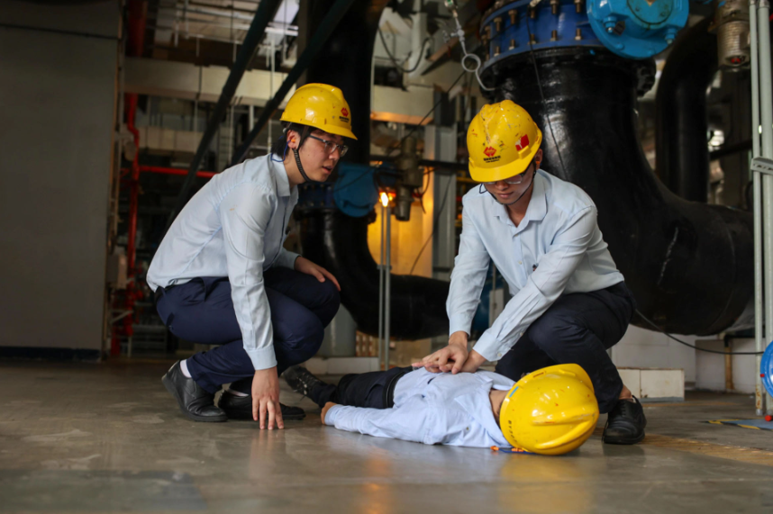 国能（福州）热电有限公司触电急救演练提高应急处置能力