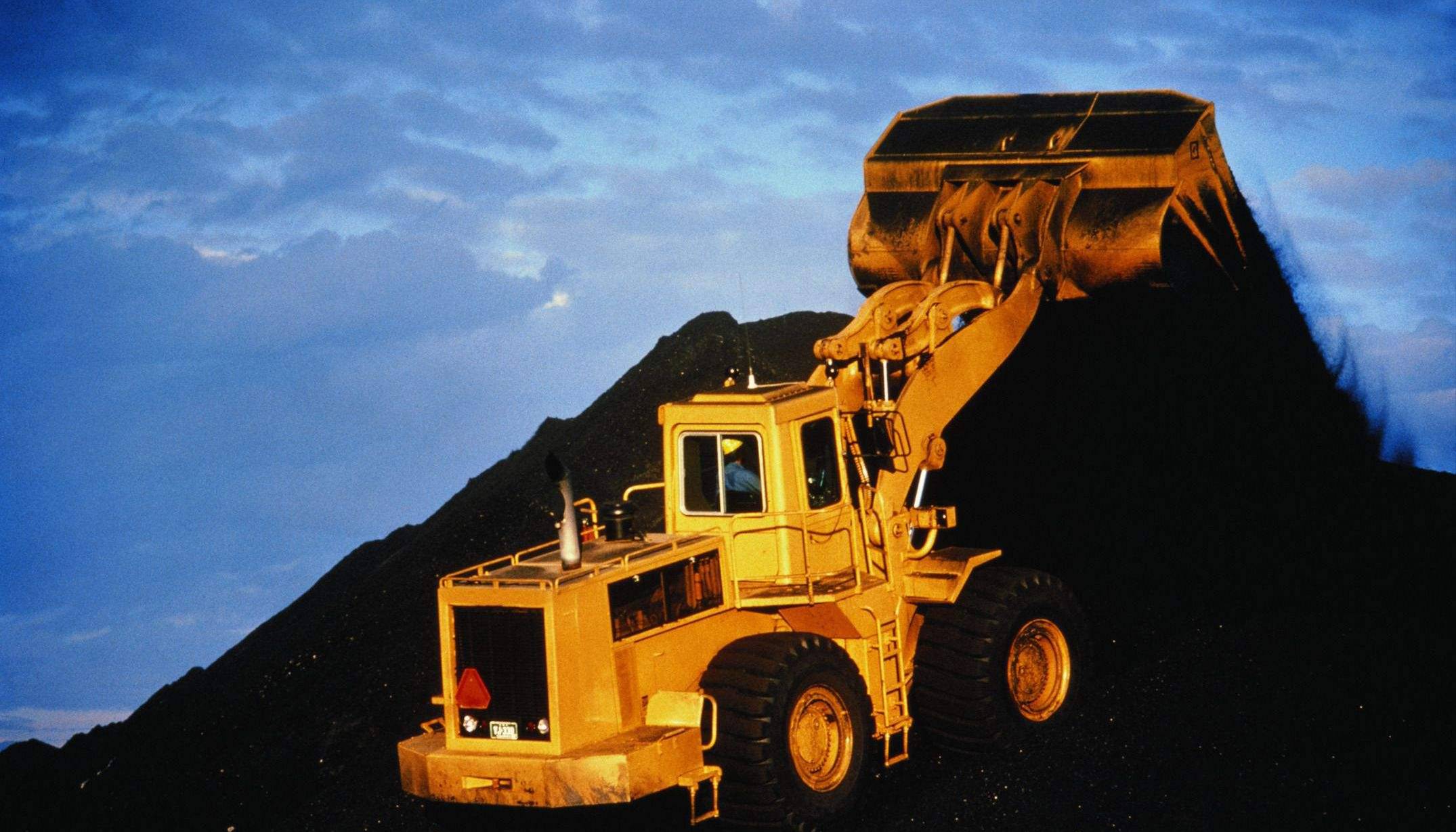 去年我国露天煤矿产量首次突破10亿吨