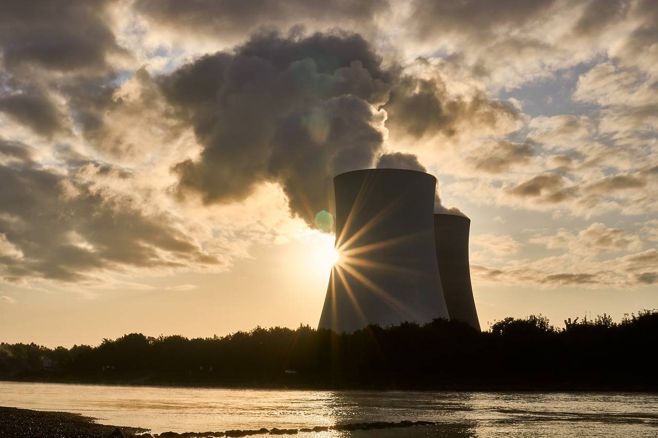 法国电力公司将向英国核电站追加投资13亿英镑