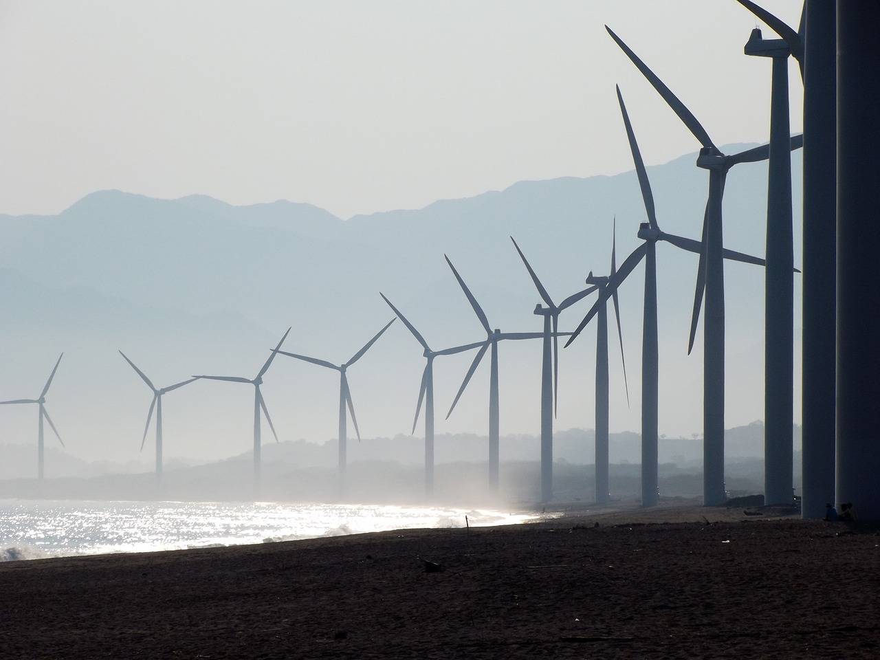 全球最大海上风电场再扩容！