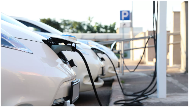 报告：全球近2/3电动汽车充电基础设施位于中国