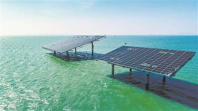 海底“长出”太阳能电池板 ——我国发布首个桩基固定式海上光伏项目