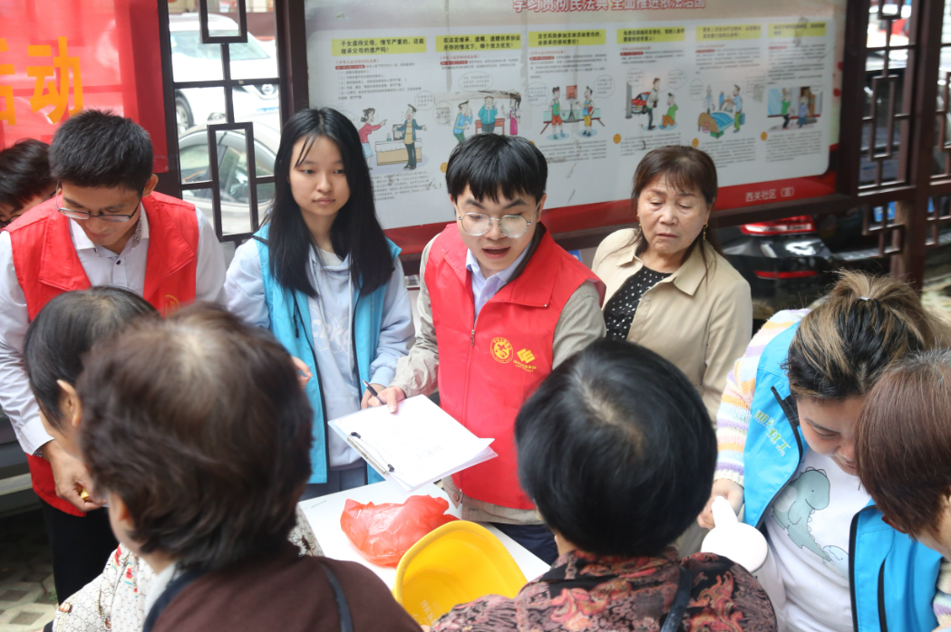 国能（福州）热电有限公司深入社区开展情暖重阳志愿活动
