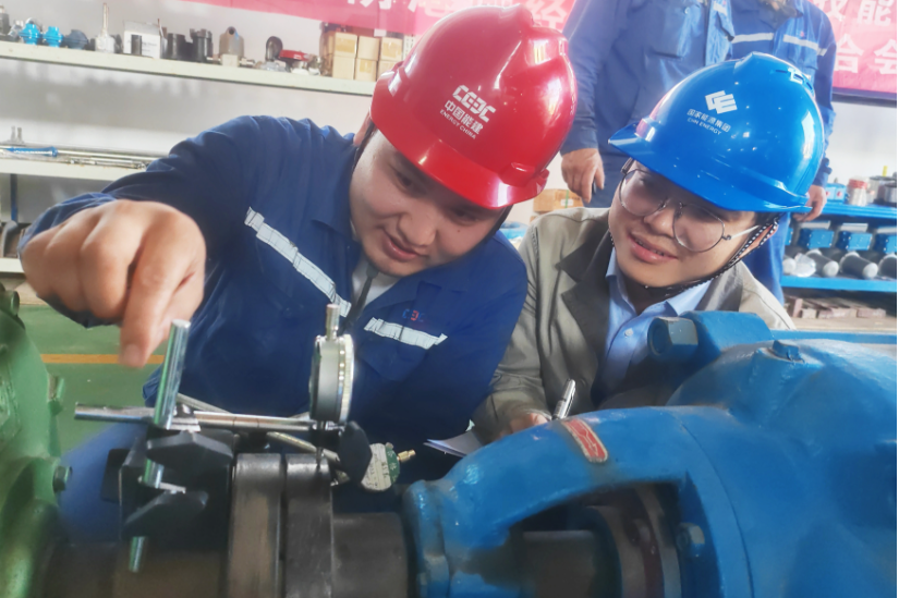 国能（福州）热电有限公司以赛促学开展水泵中心调整竞赛