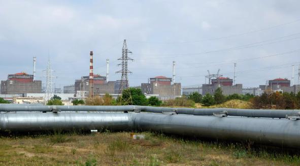 扎波罗热核电站供电用的一条高压输电线断电