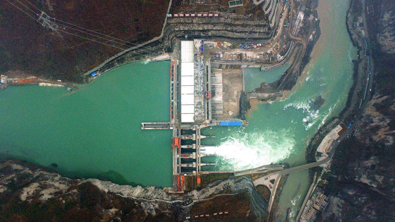 世界最大清洁能源走廊六座梯级电站 累计发电量突破35000亿千瓦时