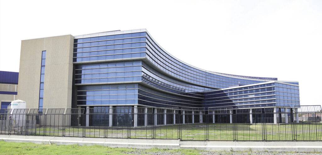 意大利国家电力公司Enel获5.6亿欧元融资将在意大利建设3 GW异质结面板工厂