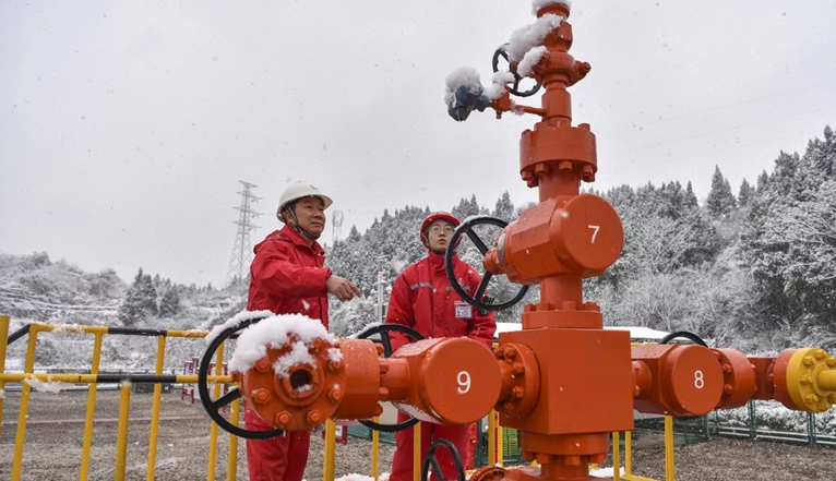 中国石化西南石油局积极应对寒潮保障天然气供应