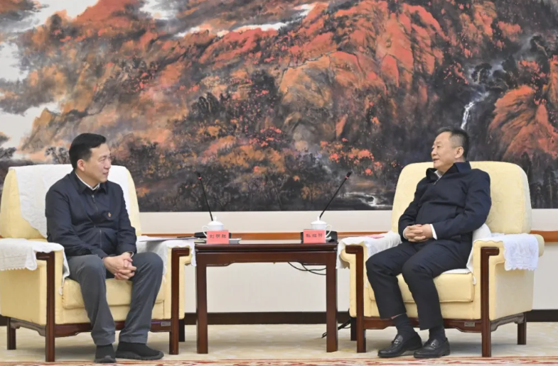 内蒙古自治区领导会见国家电力投资集团董事长刘明胜