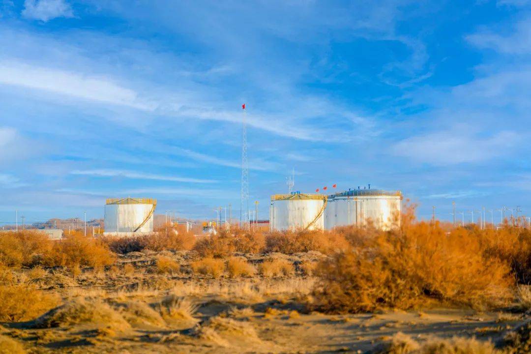 新疆油田吐哈油田携手并进！首个国家级页岩油示范区产量创新高