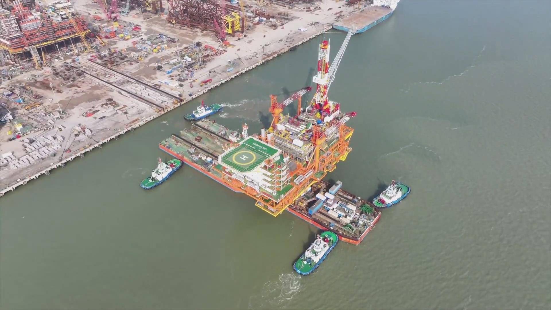 我国首个智能海上钻采平台惠州26-6完成海上安装