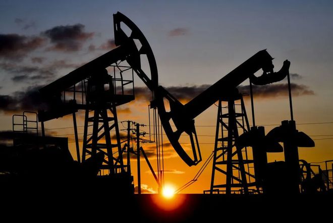 印度信实工业与俄罗斯石油公司签署购油协议：每月至少300万桶