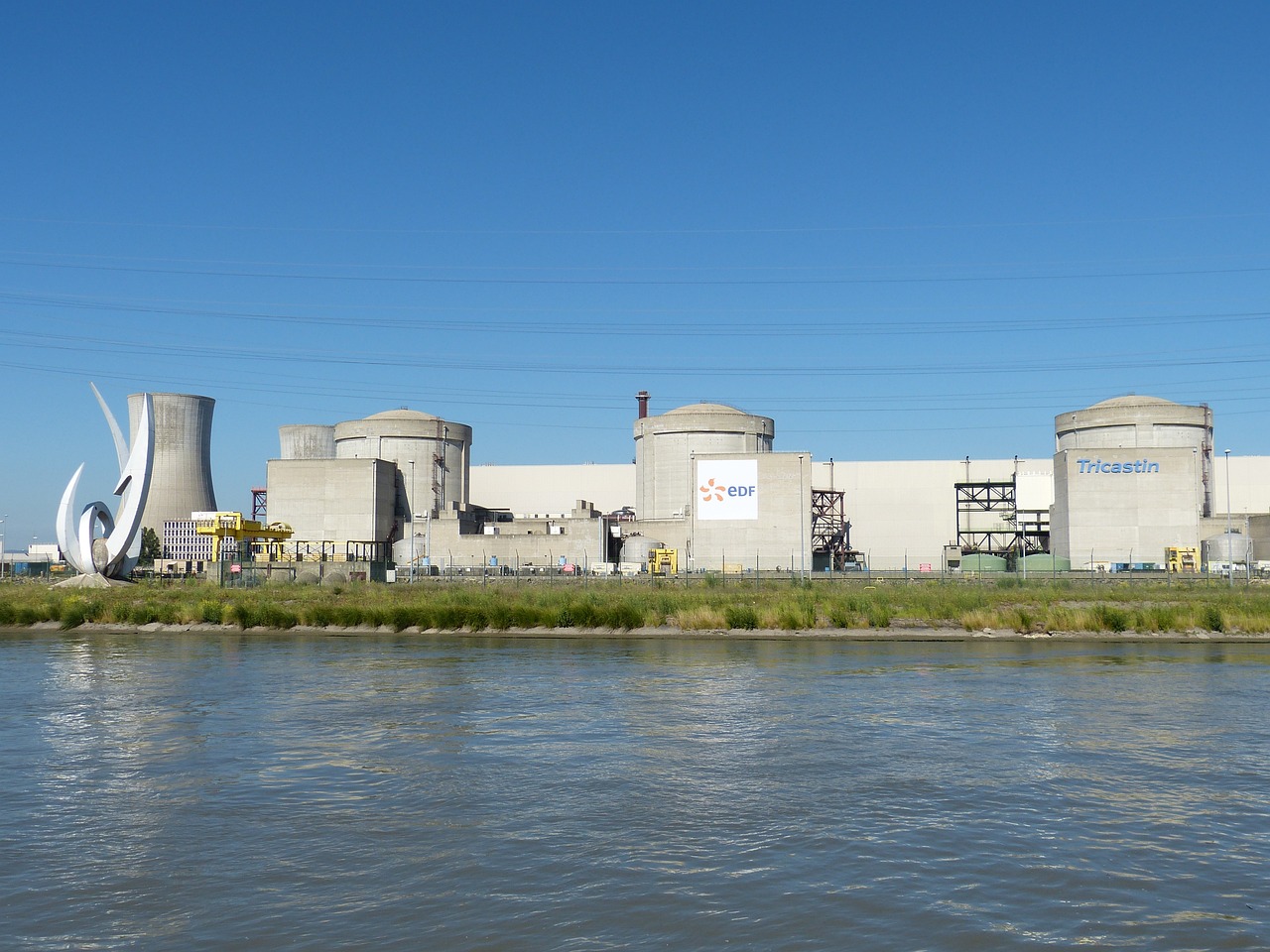 法国政府拟收购Atos公司民用核控制系统业务