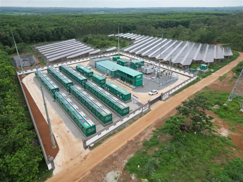 海南省临高县100兆瓦农光互补光伏发电项目全容量并网发电
