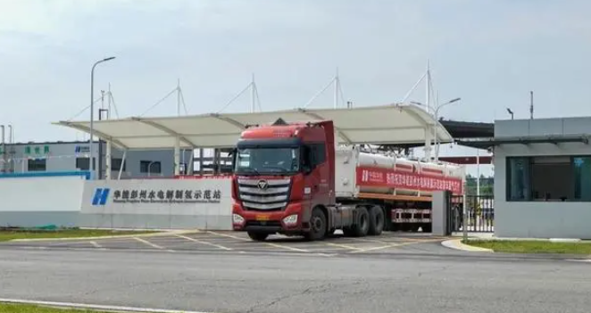 青海海東生活垃圾焚燒發電項目高低壓配電室送電一次成功