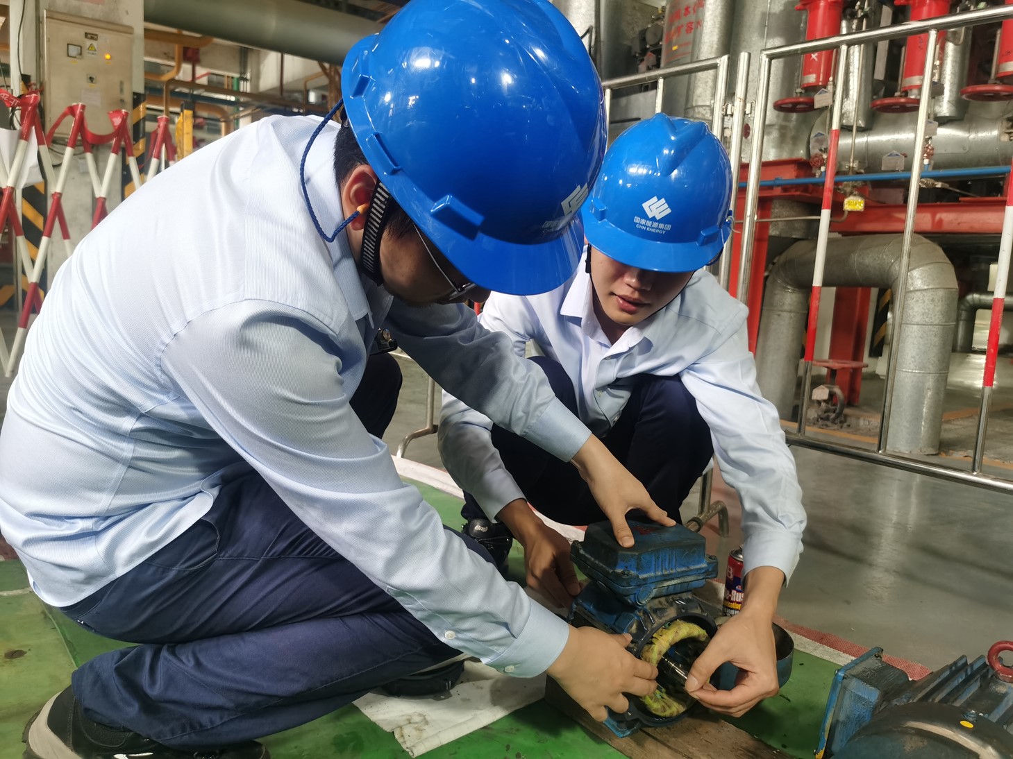 國能晉江熱電公司順利完成脫硫島低壓電機檢修工作