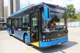 随着政府出台新法规加强地方对公交服务的管控，更好的公交车即将问世