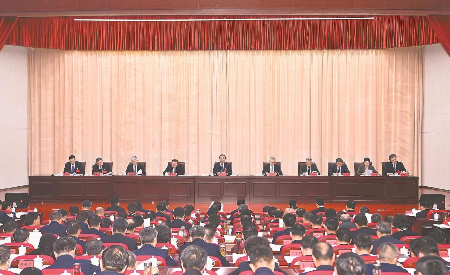 做好科技创新和产业创新融合“大文章”——学习贯彻中央经济工作会议精神(二)