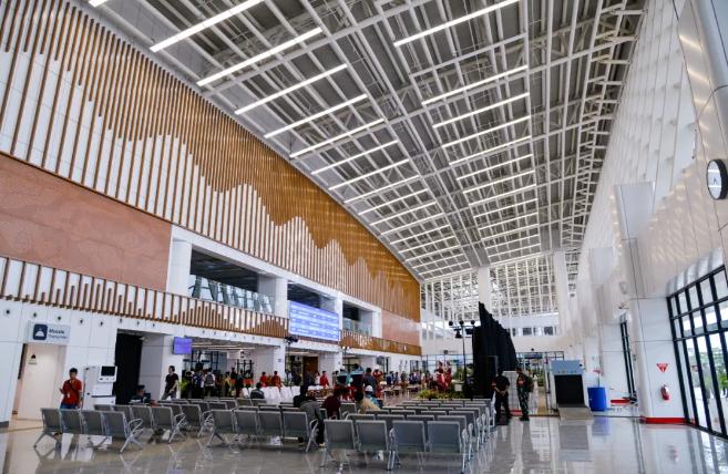 雅万高铁全线站点投入运营